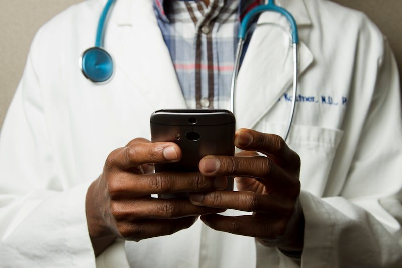 Dermatoloji Muayenesi